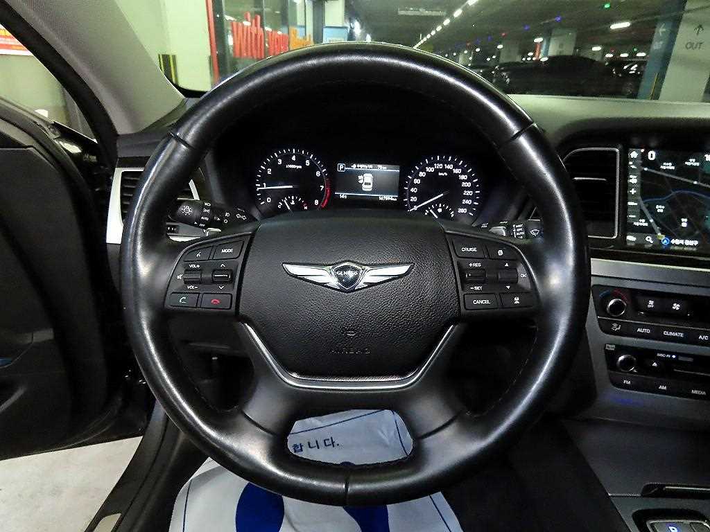 Genesis G80 - Vista 8