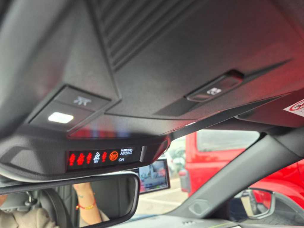 Peugeot 408 - Vista 5