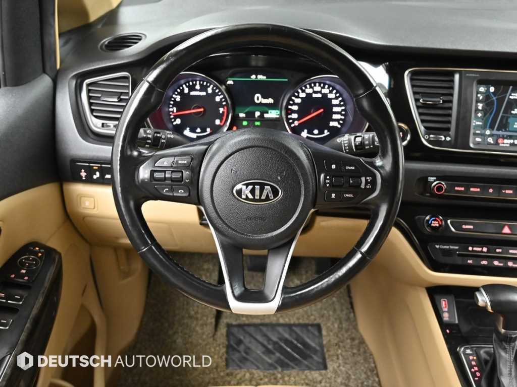 KIA Carnival 2019 Negro - Importación desde Corea - HF Imports Iquique - Foto 13