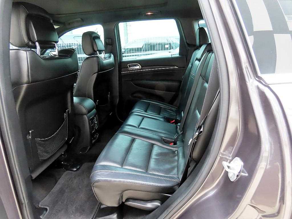 Jeep Cherokee - Vista 6