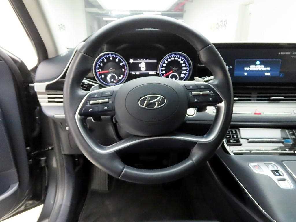 HYUNDAI Grandeur - Vista 8