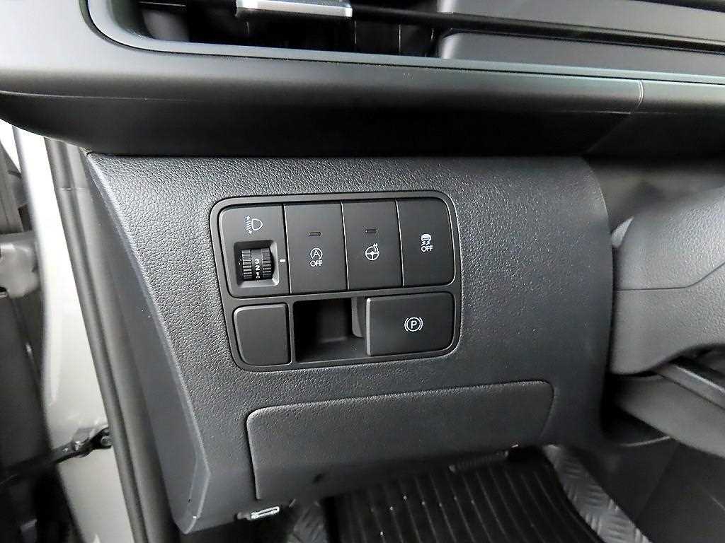 HYUNDAI Staria - Vista 12