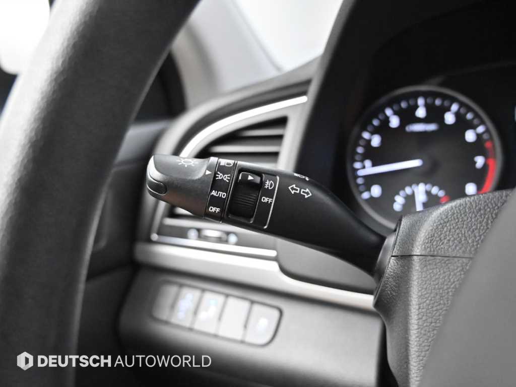 HYUNDAI Avante 2018 Blanco - Importación desde Corea - HF Imports Iquique - Foto 17