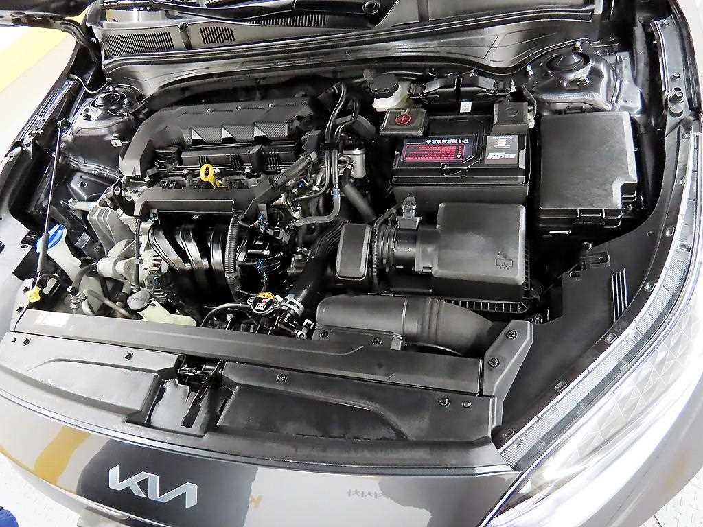 KIA K3 2023 Gris - Importación desde Corea - HF Imports Iquique - Foto 17