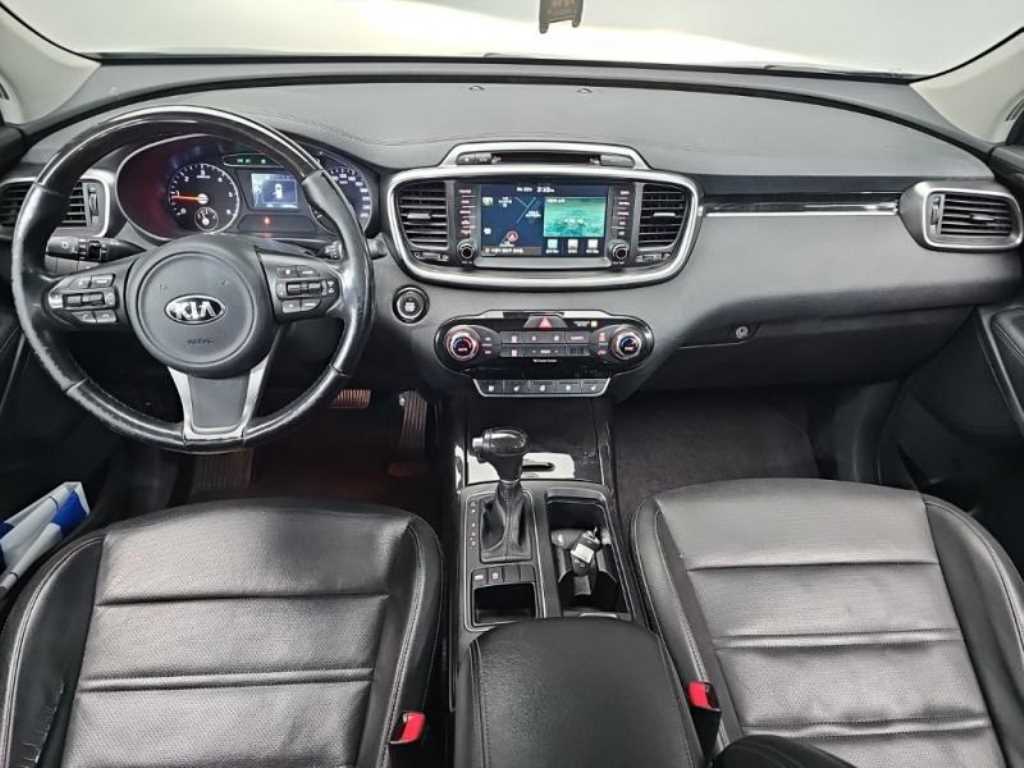 KIA Sorento - Vista 5