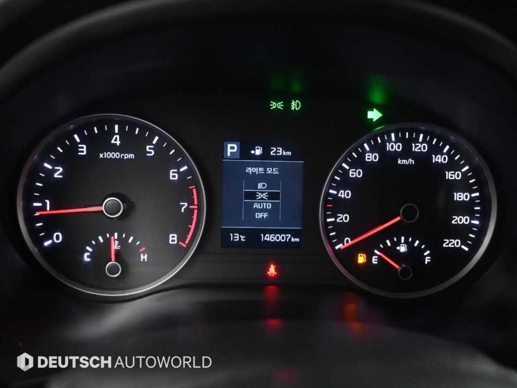 KIA Stonic - Vista 8