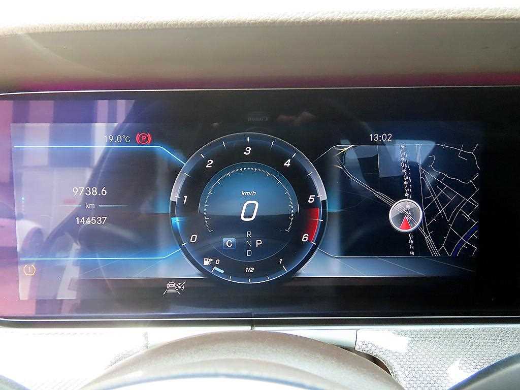 Mercedes Benz CLS Class - Vista 9