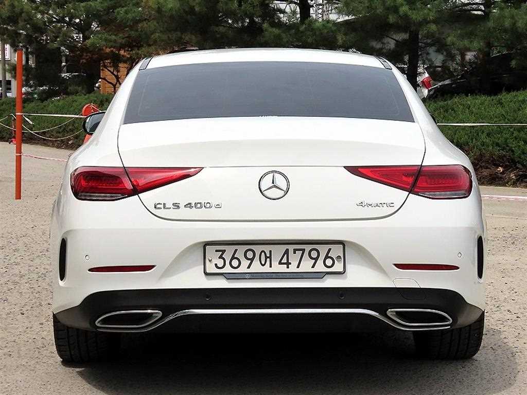 Mercedes Benz CLS Class - Vista 4