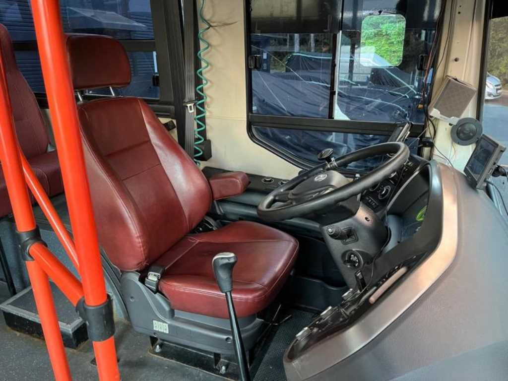 medium and large bus Medium-sized Hyundai Bus - Vista 10