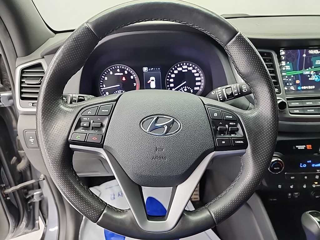 HYUNDAI Tucson - Vista 9