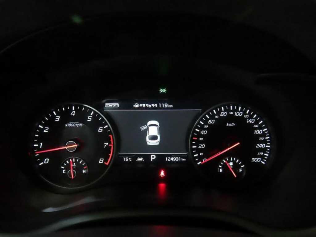 KIA Stinger - Vista 9