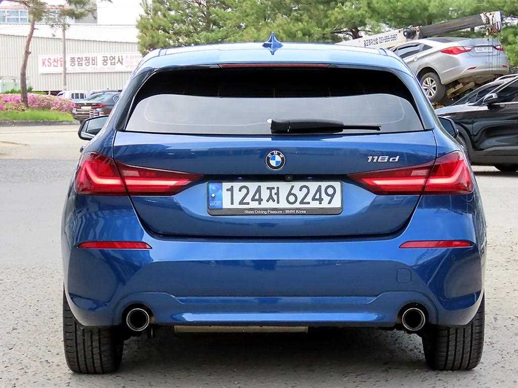 BMW 1 series - Vista 4