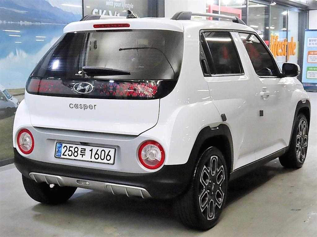 HYUNDAI Casper - Vista 4