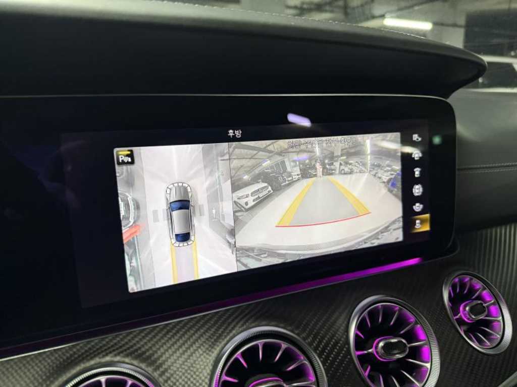 Mercedes Benz AMG GT - Vista 11