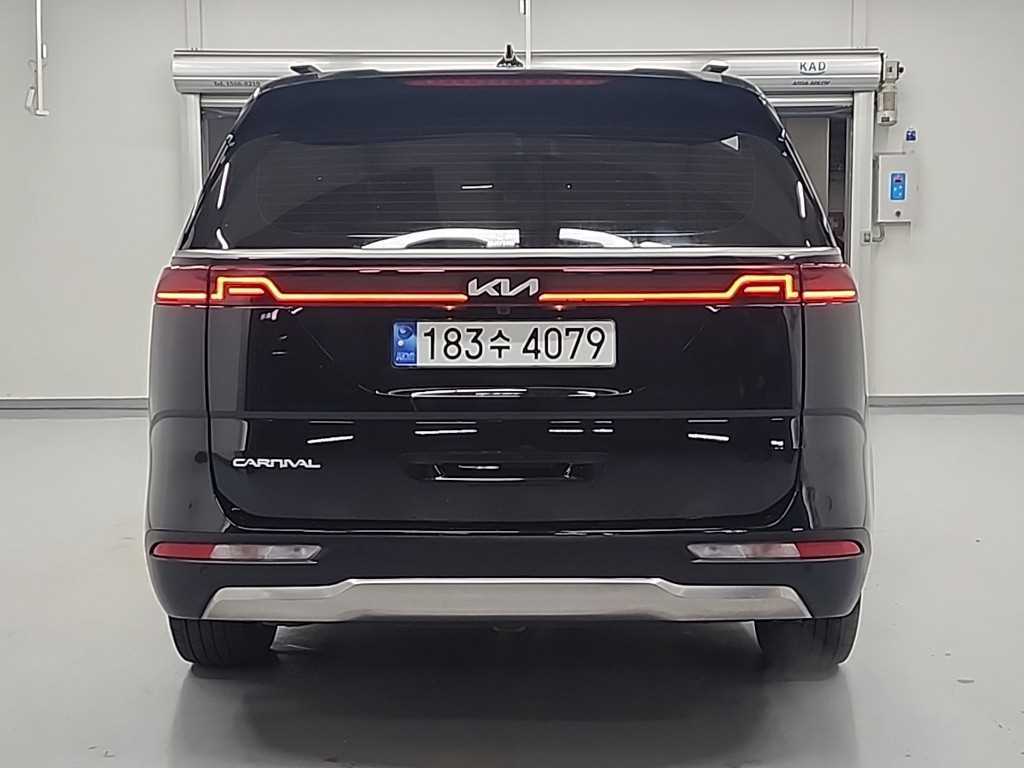 KIA Carnival - Vista 3
