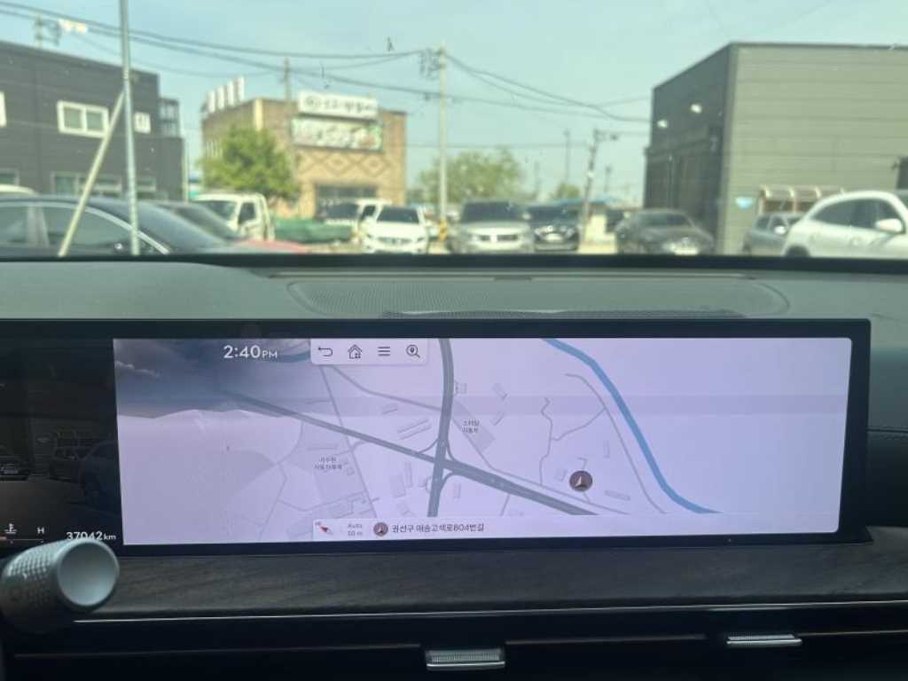 Genesis GV80 - Vista 9