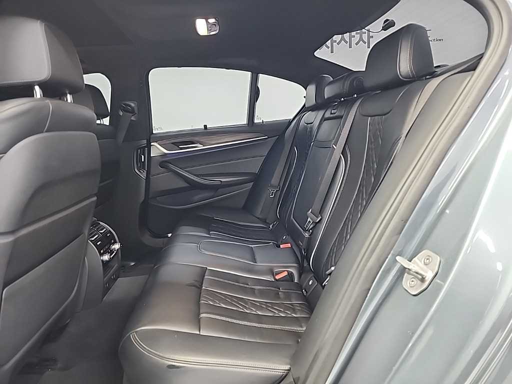 BMW 5 Series - Vista 12
