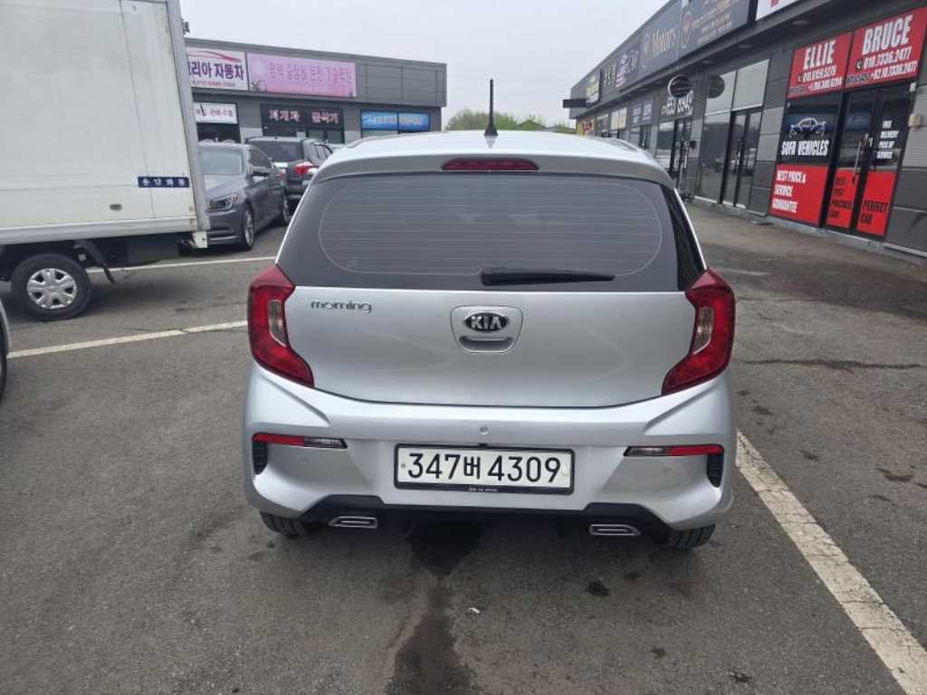 KIA Morning - Vista 5