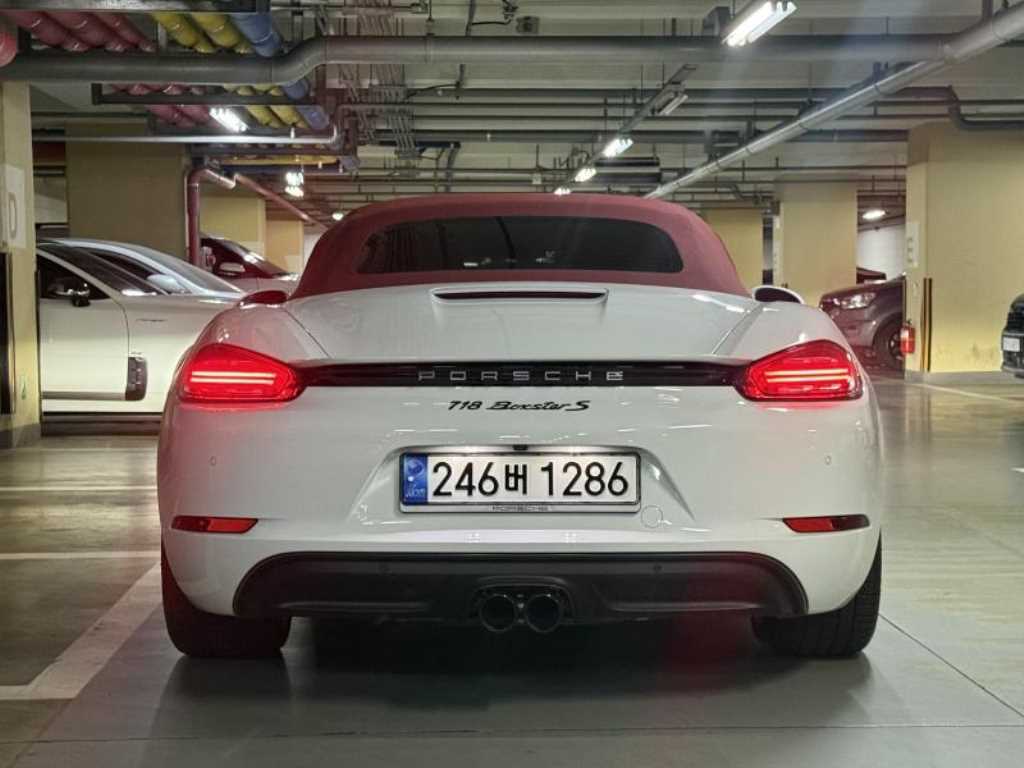 Porsche 718 - Vista 5