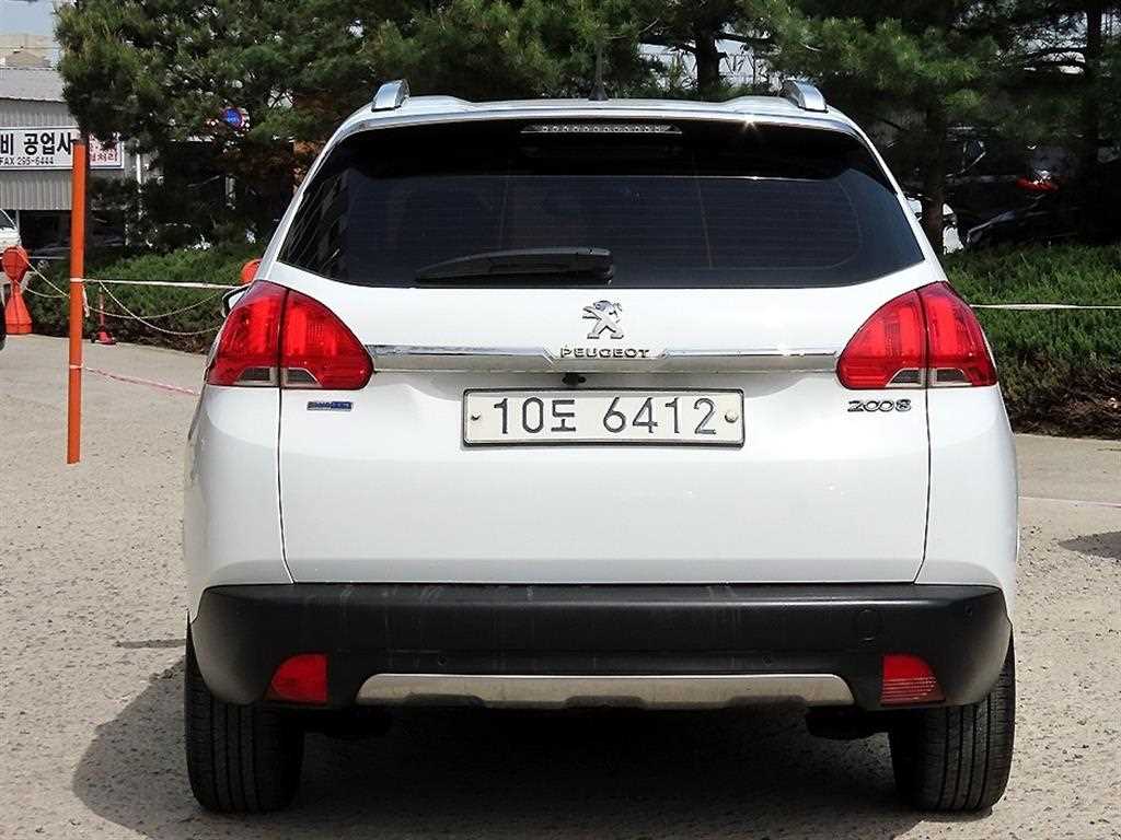 Peugeot 2008 - Vista 4