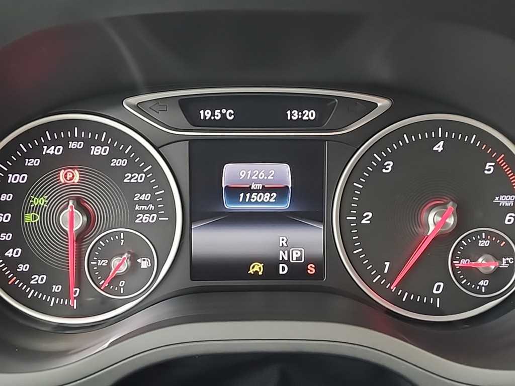 Mercedes Benz B Class (MY B) - Vista 6