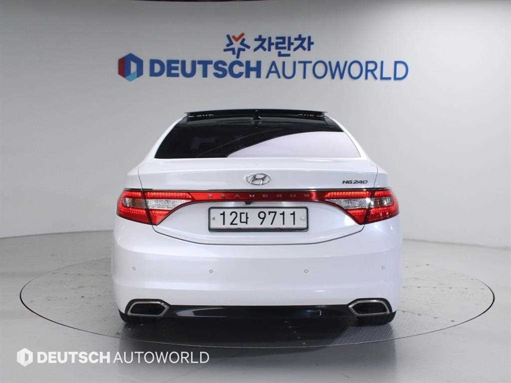 HYUNDAI Grandeur - Vista 4