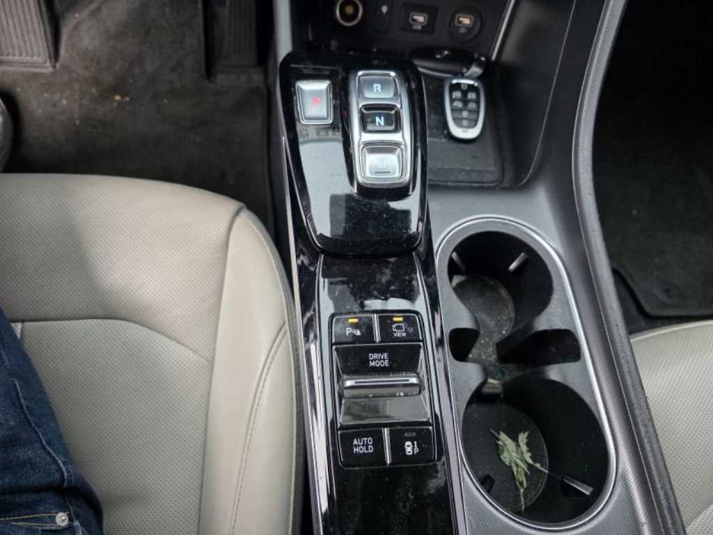 HYUNDAI Sonata - Vista 10
