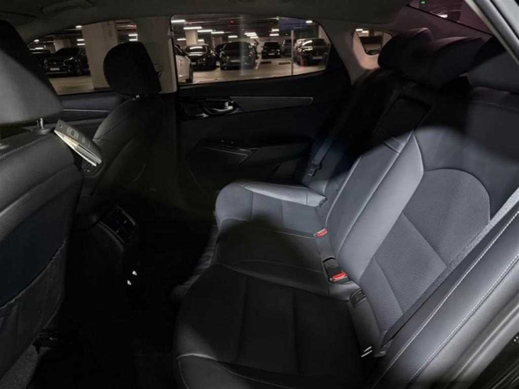 KIA K7 - Vista 7