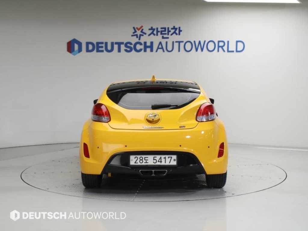HYUNDAI Veloster - Vista 4