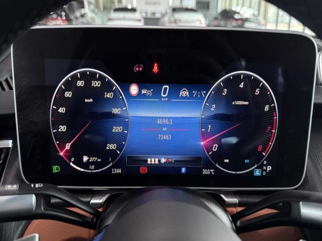 Mercedes Benz S Class - Vista 5