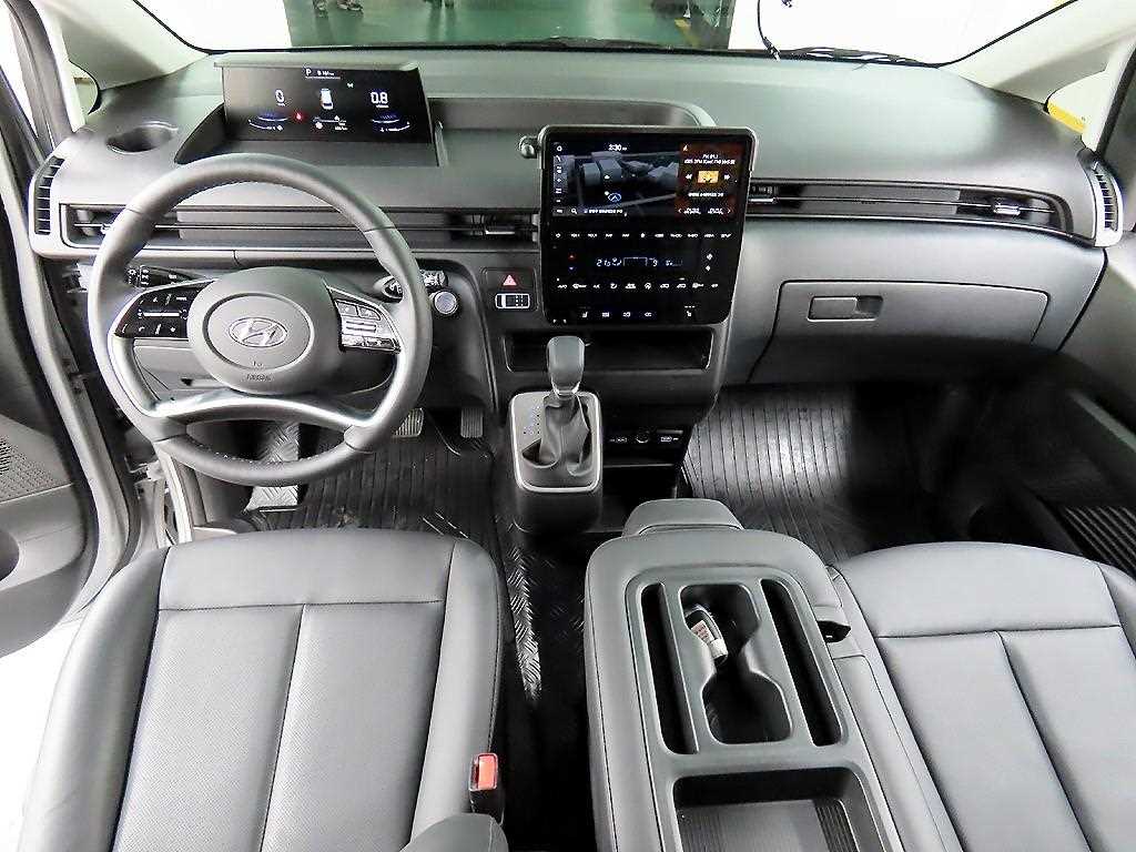 HYUNDAI Staria - Vista 7