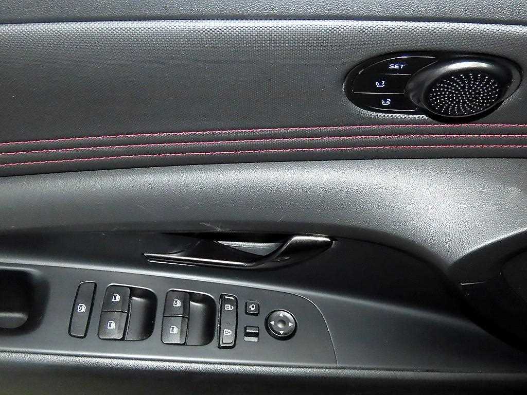 HYUNDAI Avante 2023 Negro - Importación desde Corea - HF Imports Iquique - Foto 13