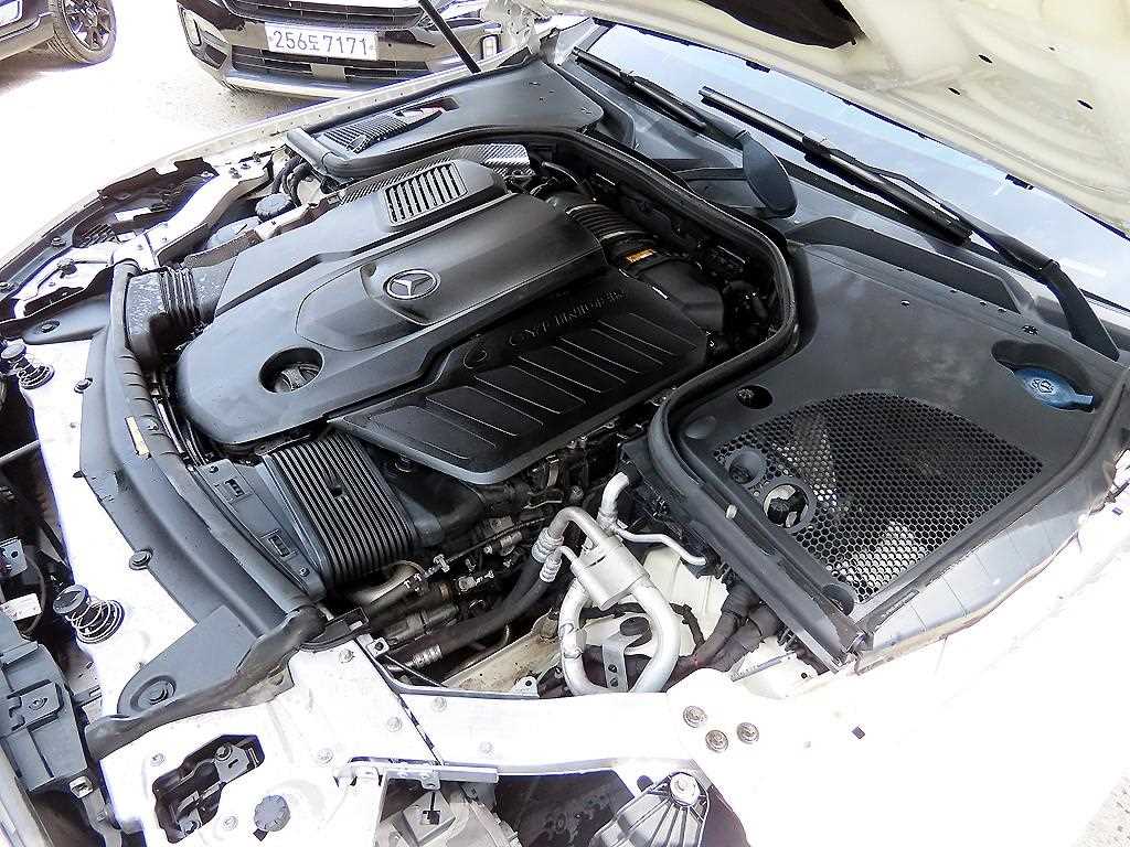 Mercedes Benz CLS Class 2019 Blanco - Importación desde Corea - HF Imports Iquique - Foto 19