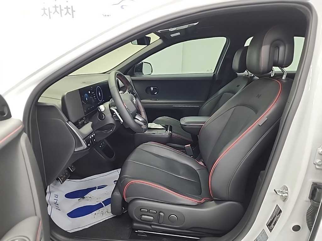 HYUNDAI Ioniq 5 - Vista 11
