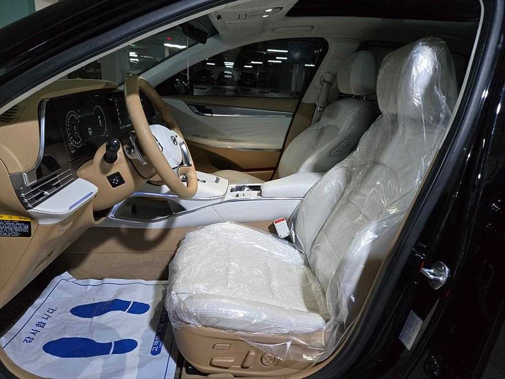 HYUNDAI Grandeur - Vista 7