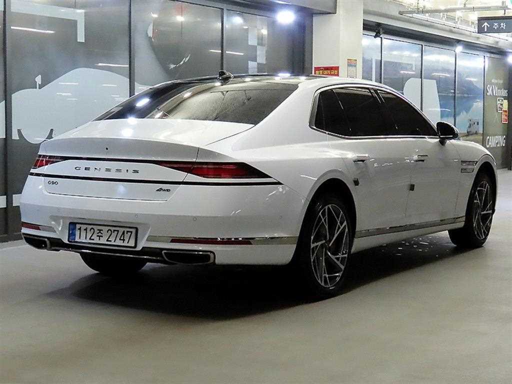 Genesis G90 - Vista 5