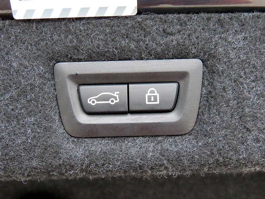 BMW 5 Series 2018 Gris - Importación desde Corea - HF Imports Iquique - Foto 17