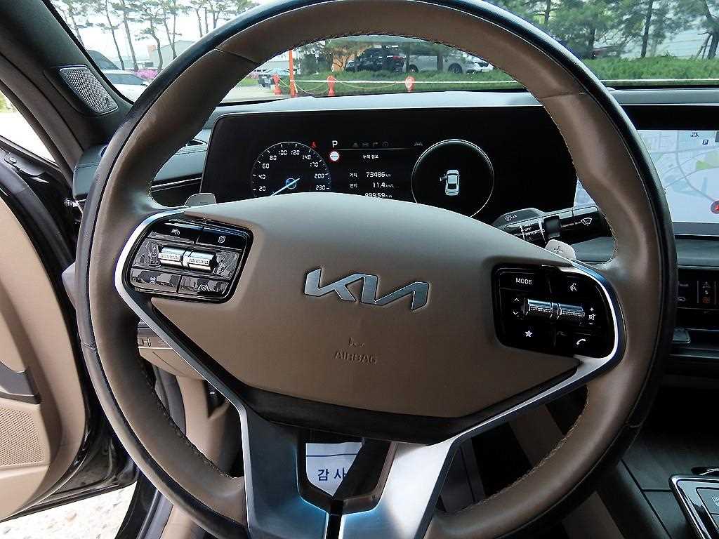 KIA K8 - Vista 8