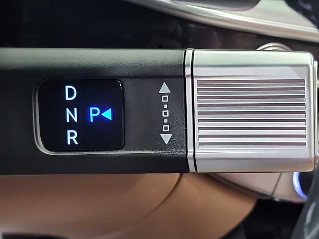 HYUNDAI Grandeur - Vista 8