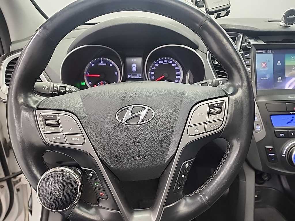 HYUNDAI Santa Fe - Vista 9