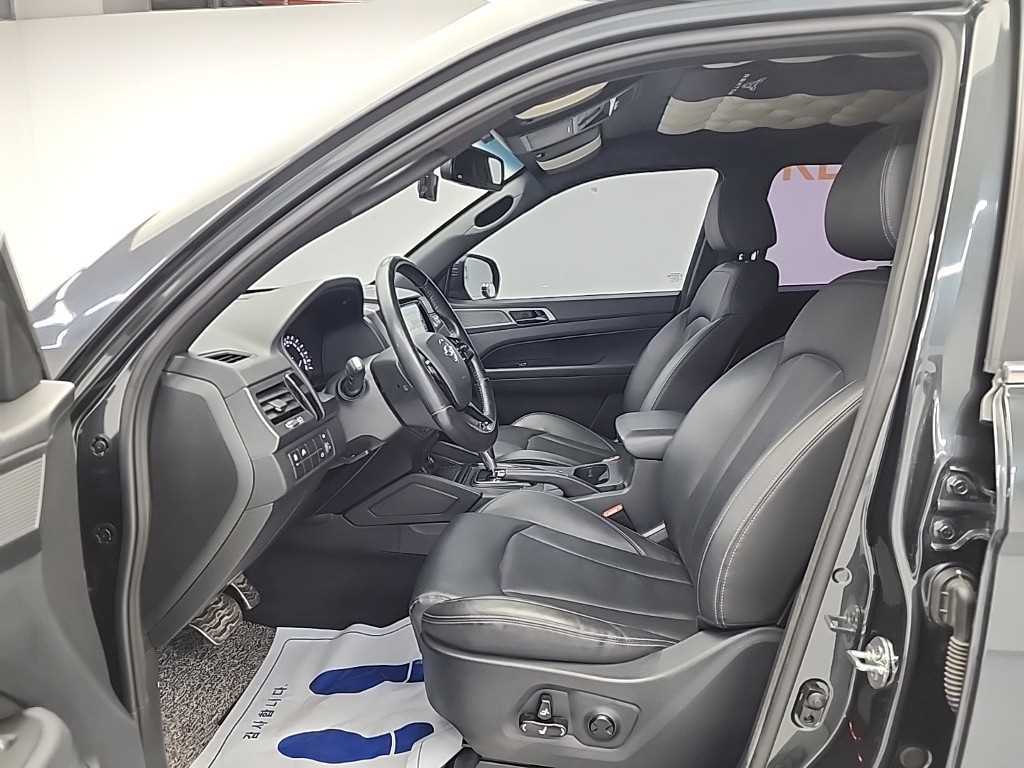 Ssangyong Rexton - Vista 11