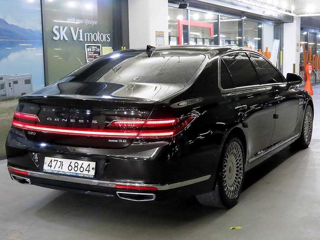 Genesis G90 - Vista 4