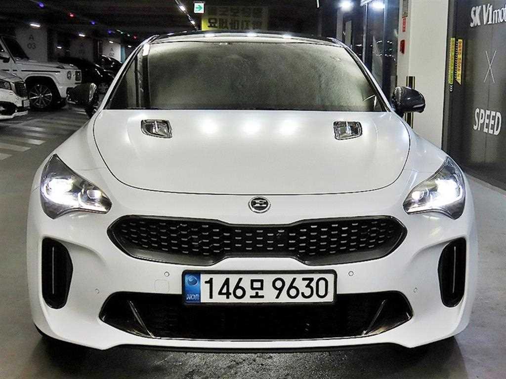 KIA Stinger - Vista 2