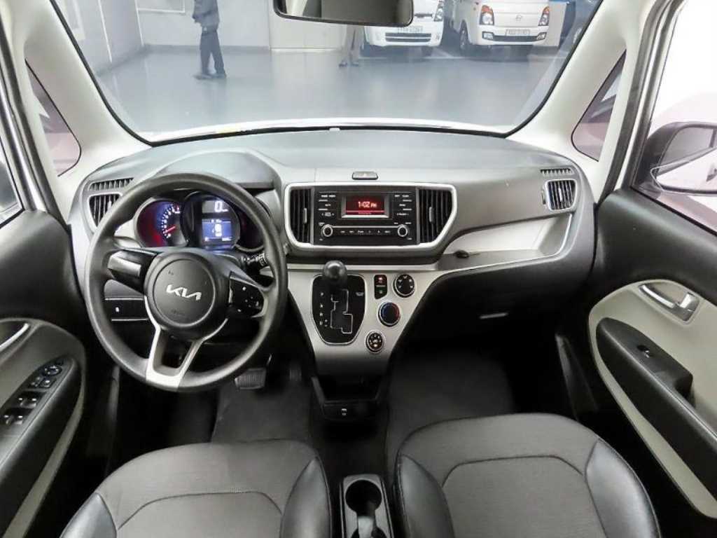 KIA Ray - Vista 8