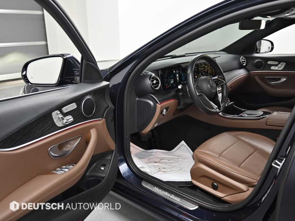 Mercedes Benz E class - Vista 11