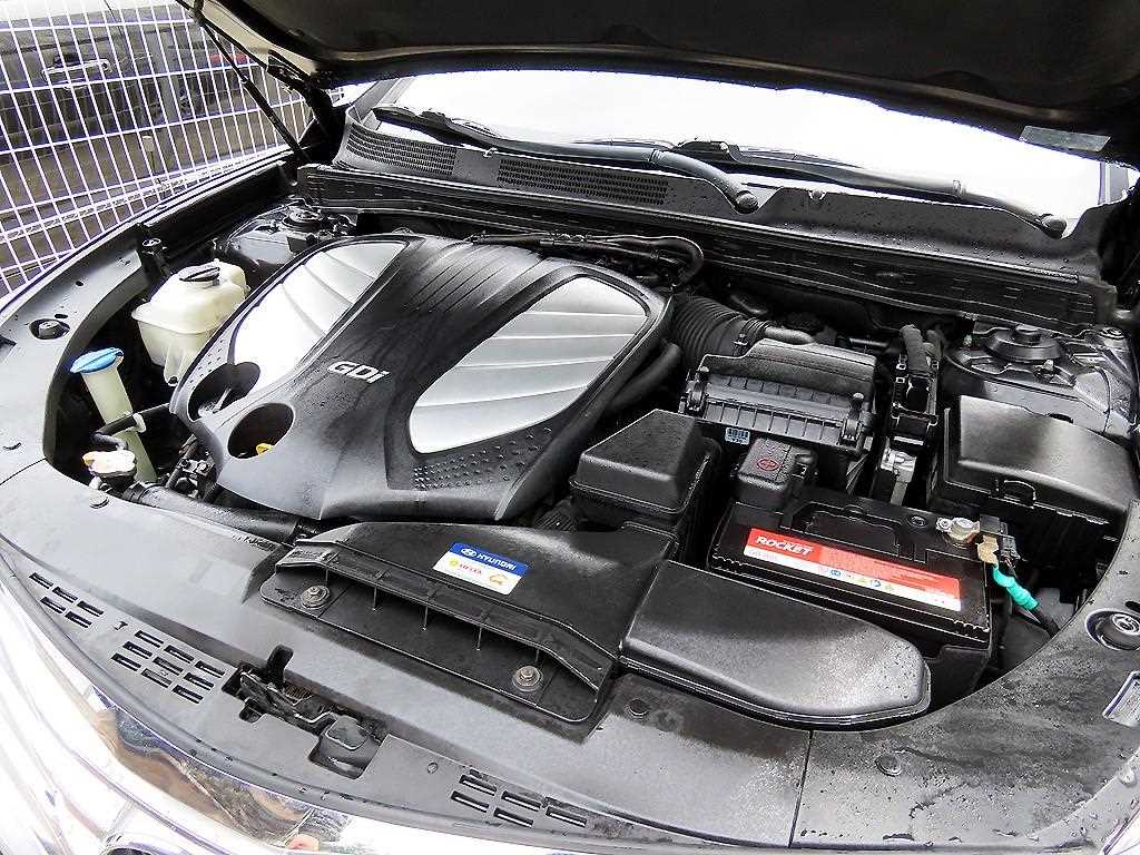 HYUNDAI Grandeur 2012 Negro - Importación desde Corea - HF Imports Iquique - Foto 18