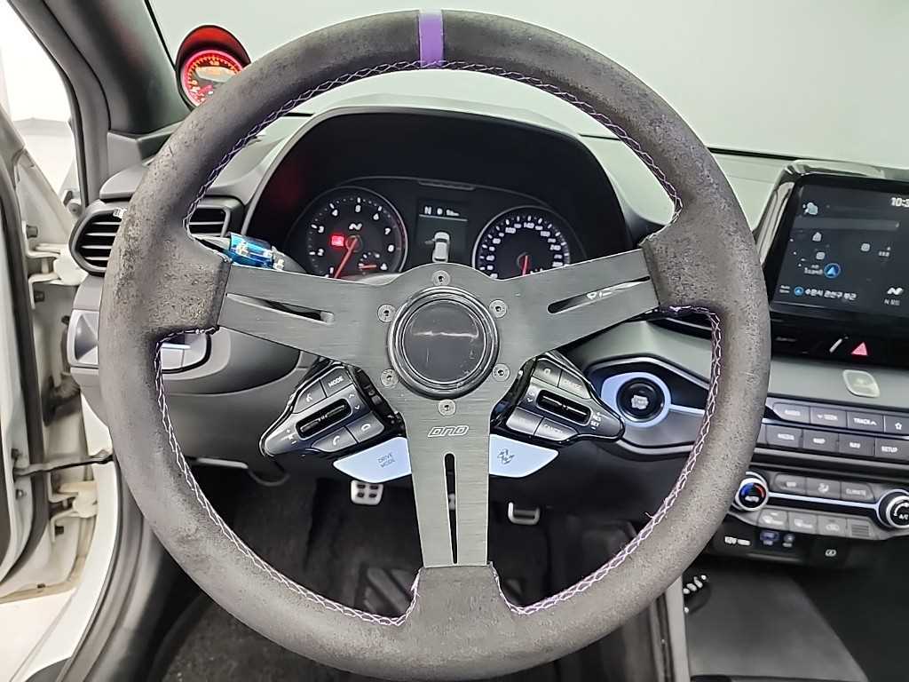 HYUNDAI Veloster - Vista 8