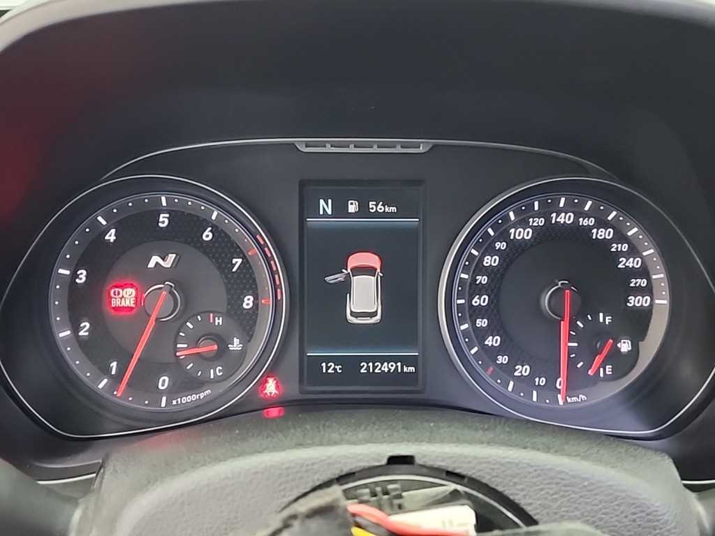 HYUNDAI Veloster - Vista 5