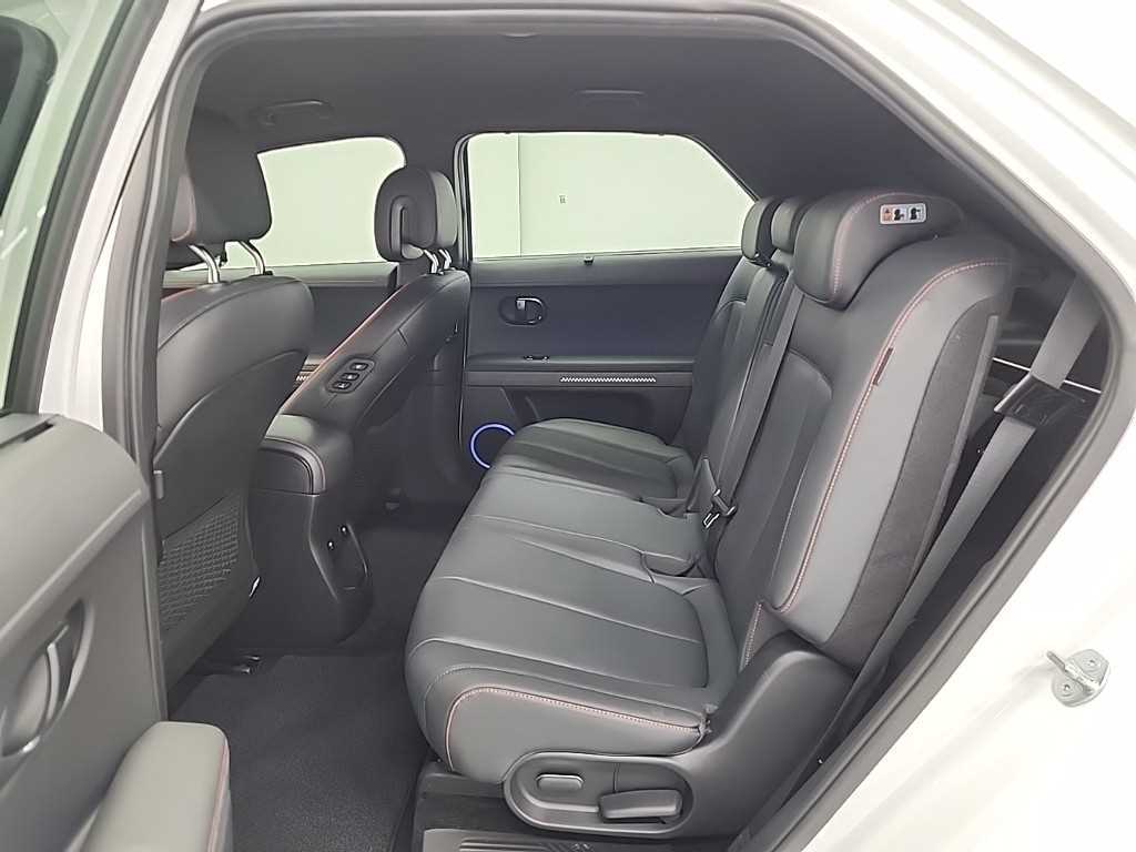 HYUNDAI Ioniq 5 - Vista 12