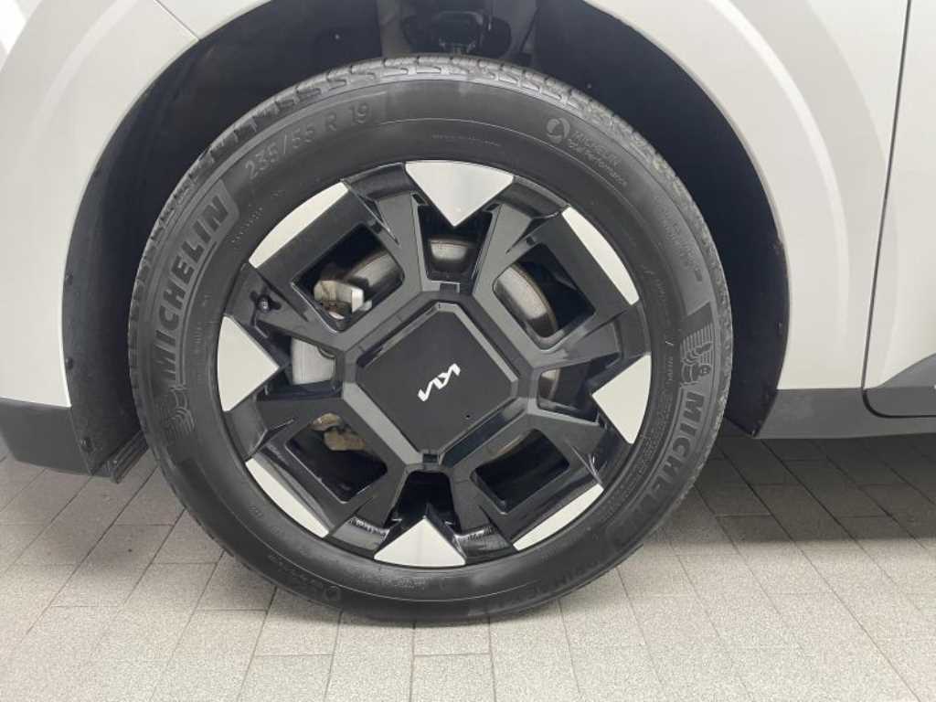 KIA Carnival - Vista 5